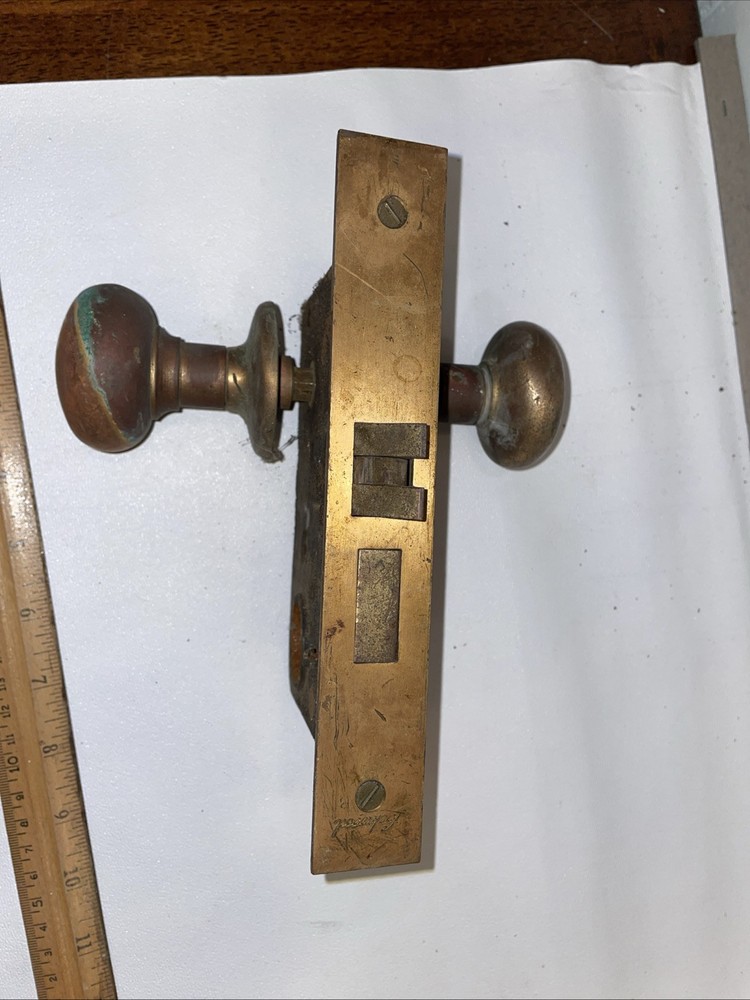 VINTAGE LOCKWOOD BRASS ENTRY DOOR MORTISE LOCK, 4 1/2 Lbs KNOBS