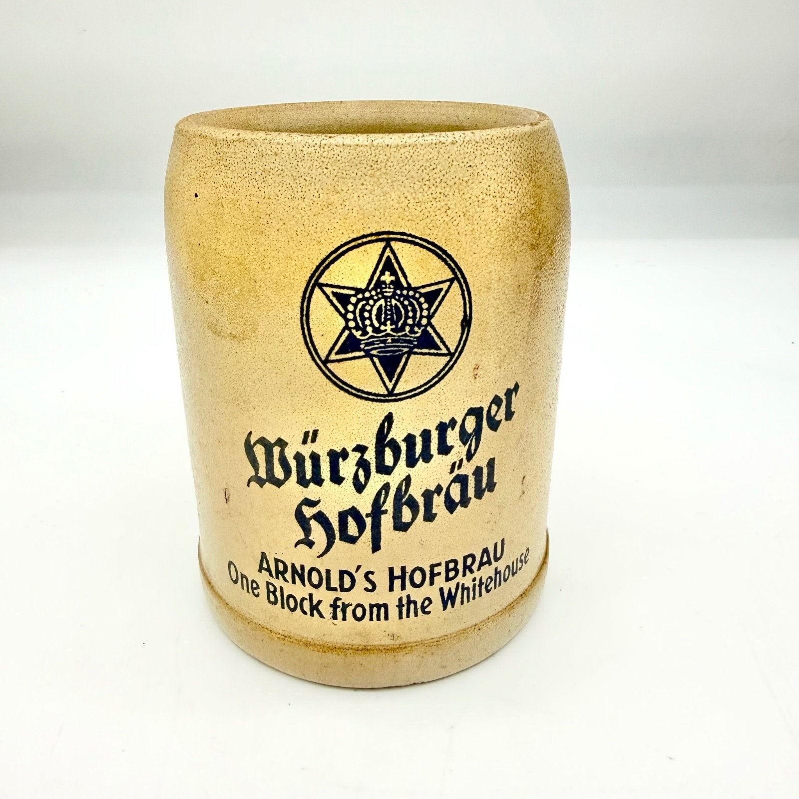 Würzburger Hofbräu Arnold's Hofbrau Beer Stein Mug Stoneware Beige Blue 0.5L