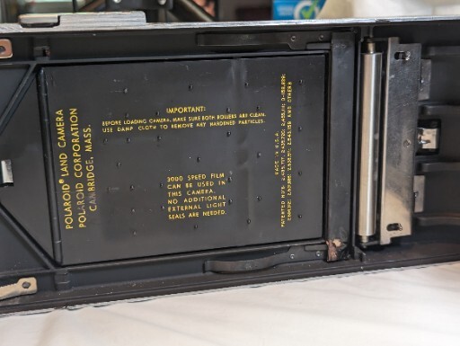 Vintage Polaroid 850 Land Camera With Case