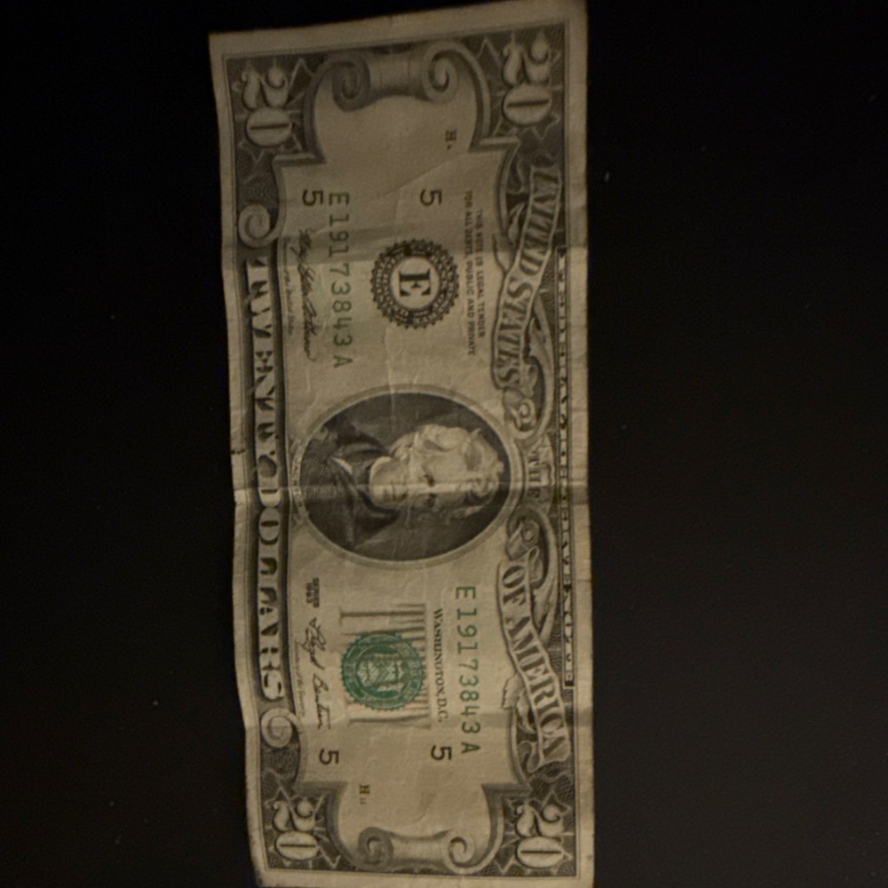 $20 US Paper Money Error Note Misprinted with $5 Features Serial E19173843A