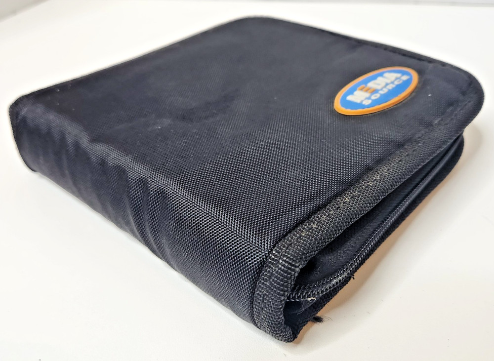 Media Source 24 CD/DVD/Blu-ray Disc Storage Wallet Case**Pre-Owned**