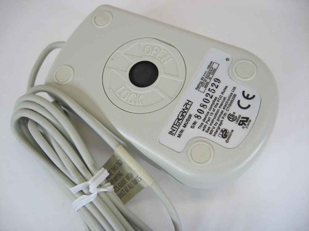 Intergraph PS/2 Three Button Wired Ball Mouse MUS9K Cleaned Tested NOS