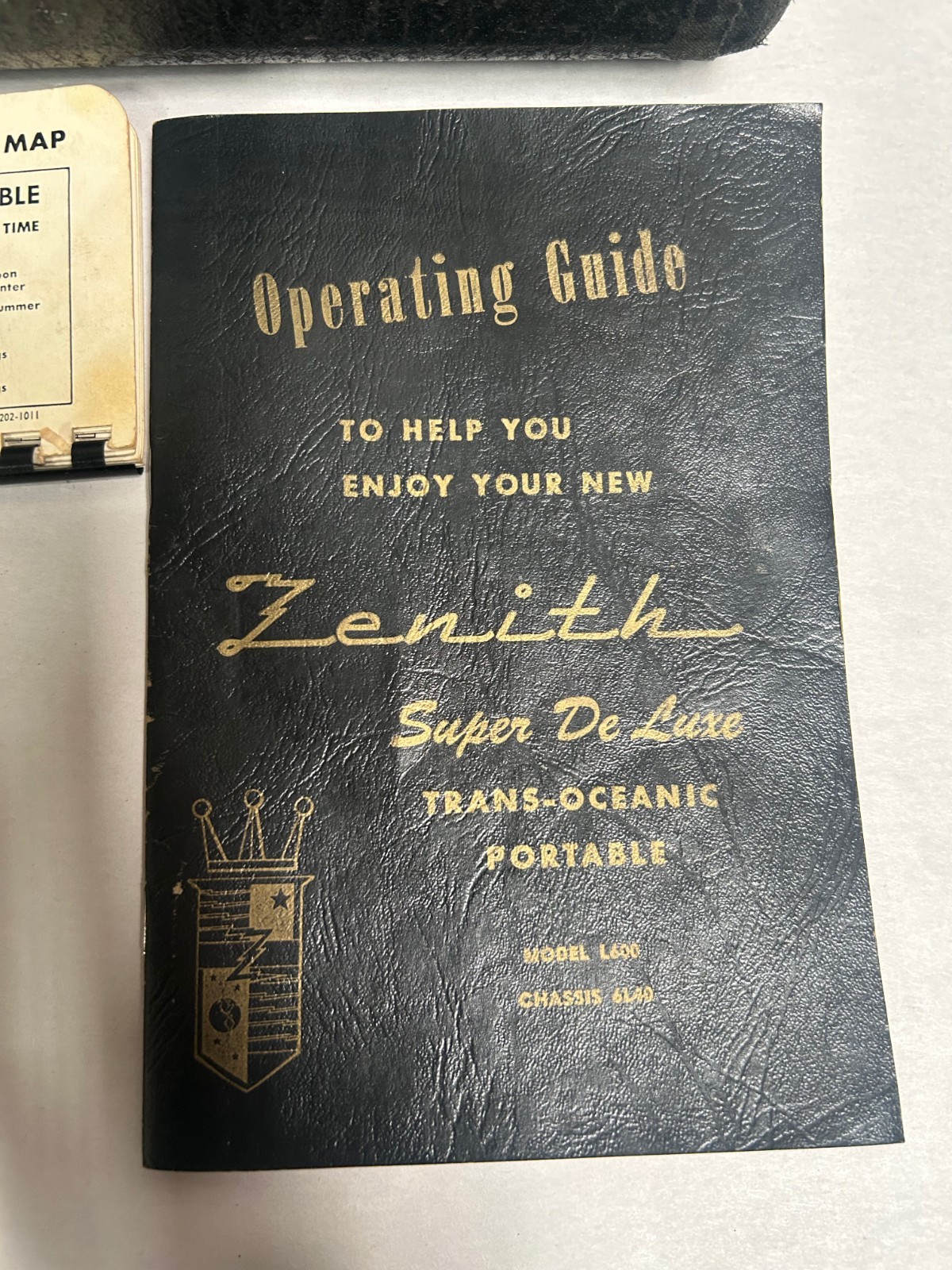 Vtg Zenith Trans-Oceanic Model L600 Super DeLuxe Shortwave Radio Receiver (A30)