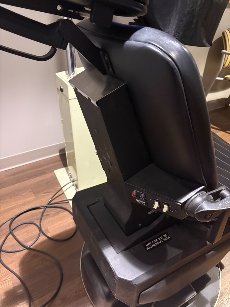 SMR Exam Chair