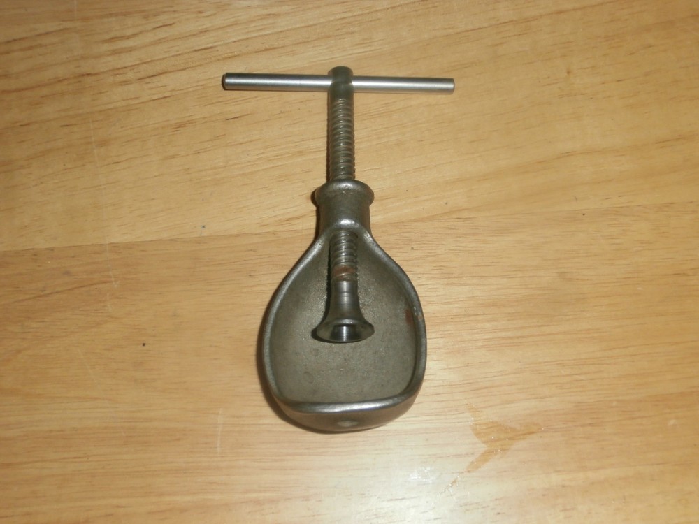 Antique Metal Nut Cracker Walnut Shell Shape T-bar Screw-type Shell Design