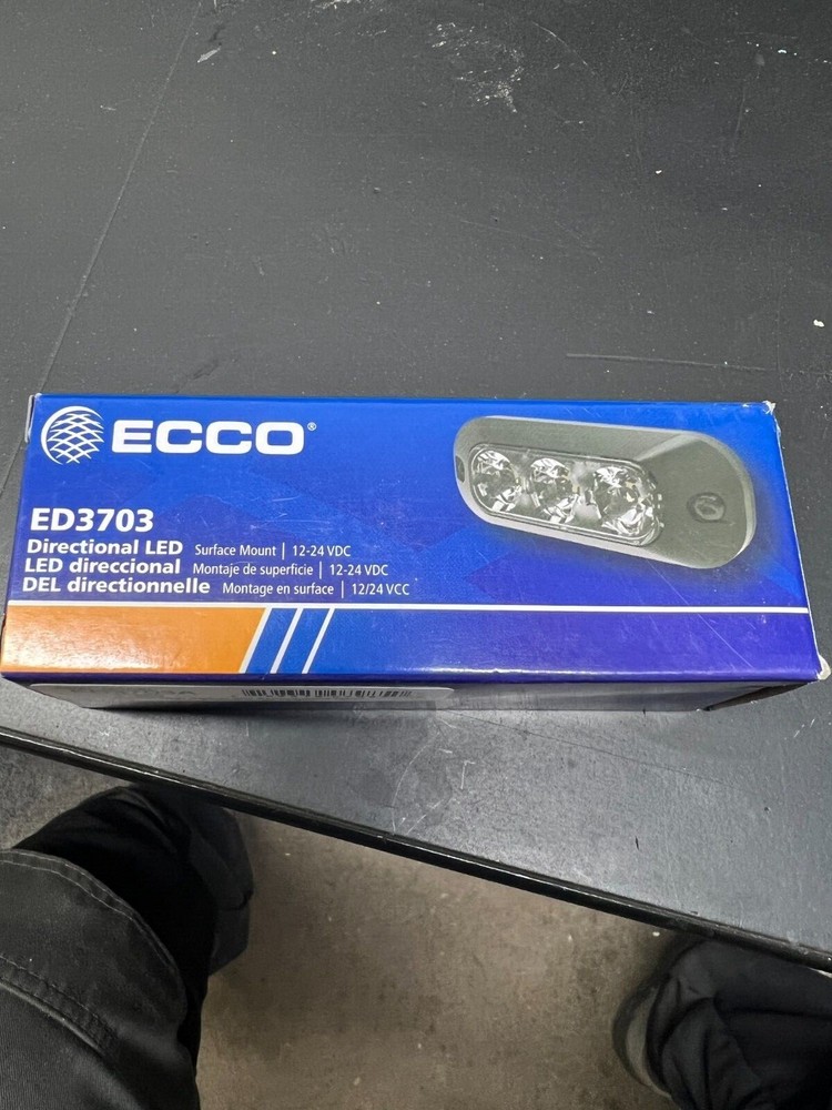 Ecco 3 LED Directional Surface Mount Lamp Light Amber 21 Flash Patterns ED3703A