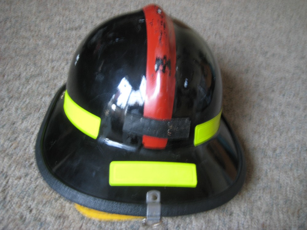 Firemans Helmet ( Cairens ).