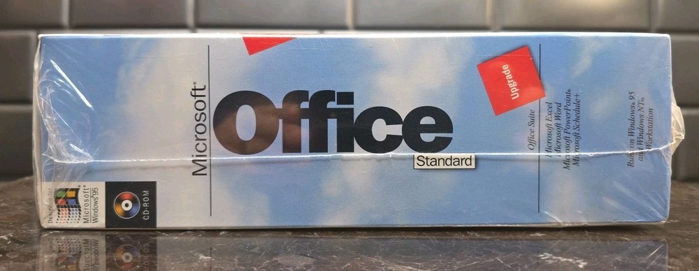 Microsoft Office Standard Windows 95 Upgrade CD-ROM 1996 PC Software Sealed