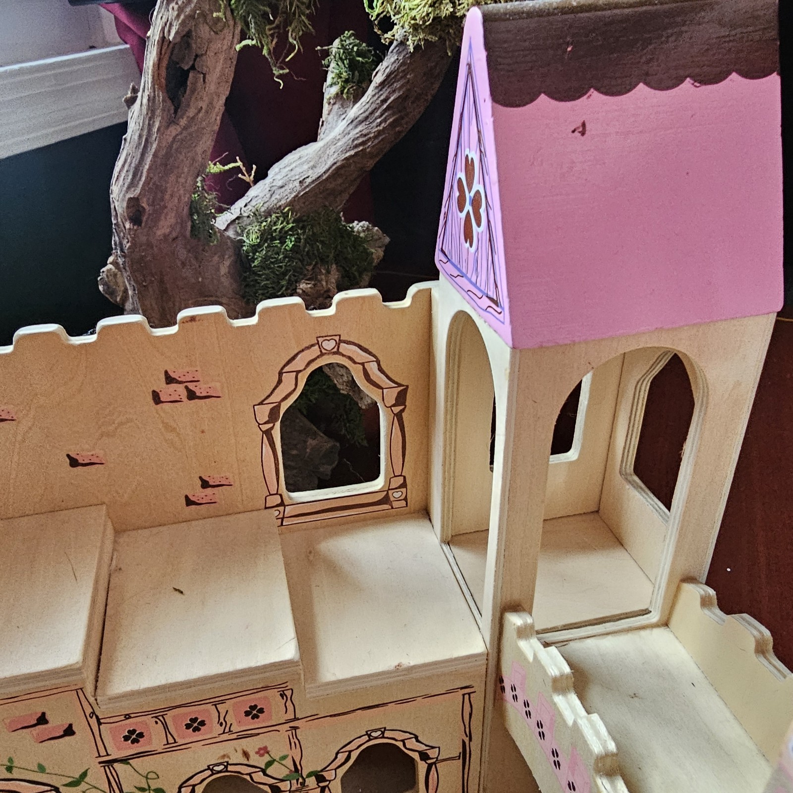 Melissa and Doug Wooden Folding Princess Castle and UNOPENED furniture and dolls