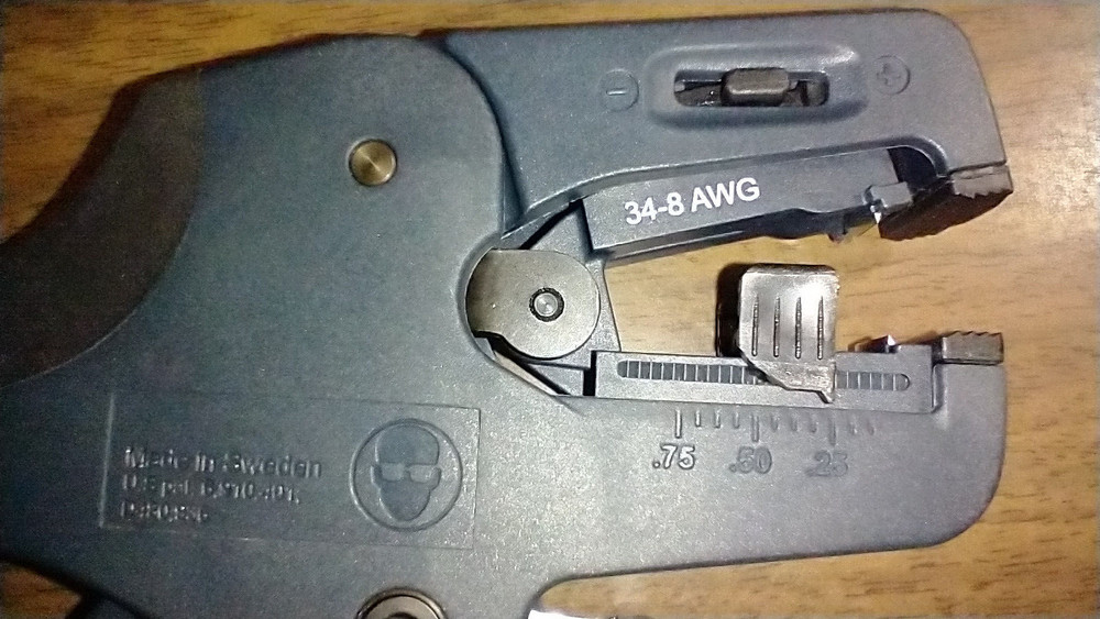 Xcelite SAS3210 - Wire Stripper - Self-Adjusting Combination