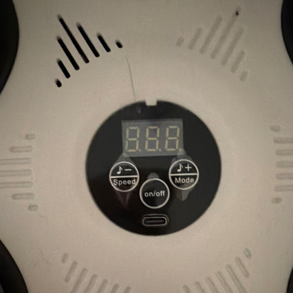 Flower-Shaped Vibration Platform Machine White/Gray Digital Display Controls