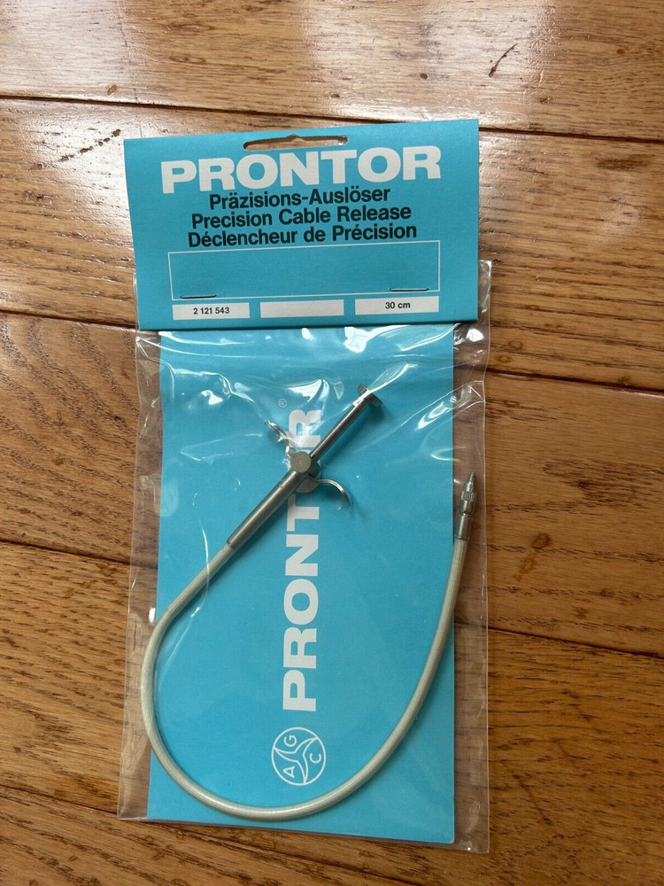 NEW! Prontor precision camera shutter release cable. 30cm(12") Made in Germany