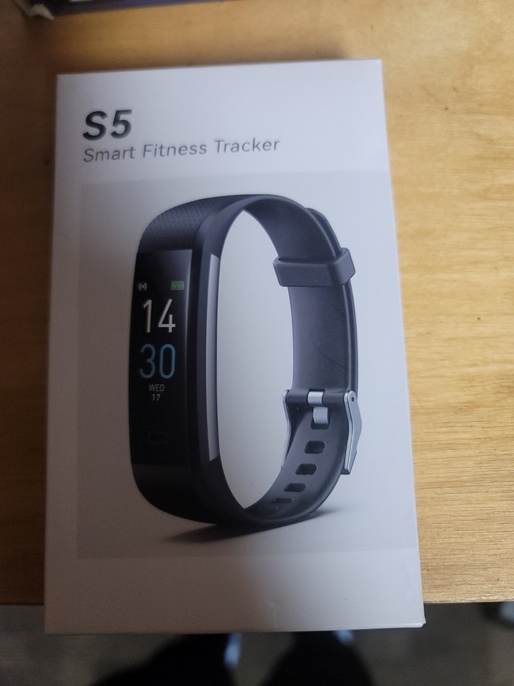 S5 SMART FITNESS TRACKER