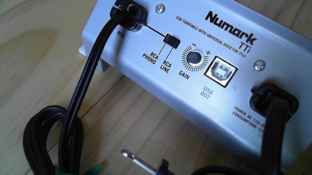 Numark TTi Input/Output module with mounting bracket 9-40-0470-A(A)