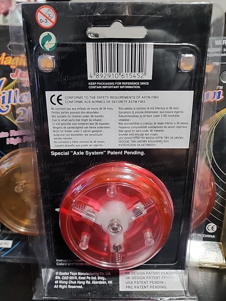 Magic Return Jumbo Yo-Yo Millennium 2000 Red NIB