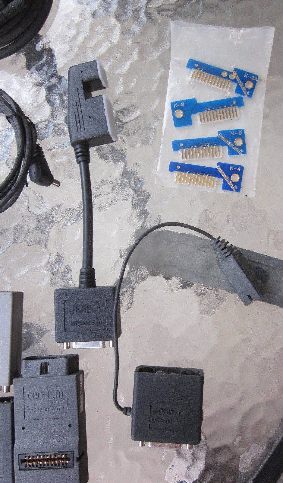 Snap-On MT2500 Super Deluxe Diagnostic Scanner Keys Cartridges Manuals Case