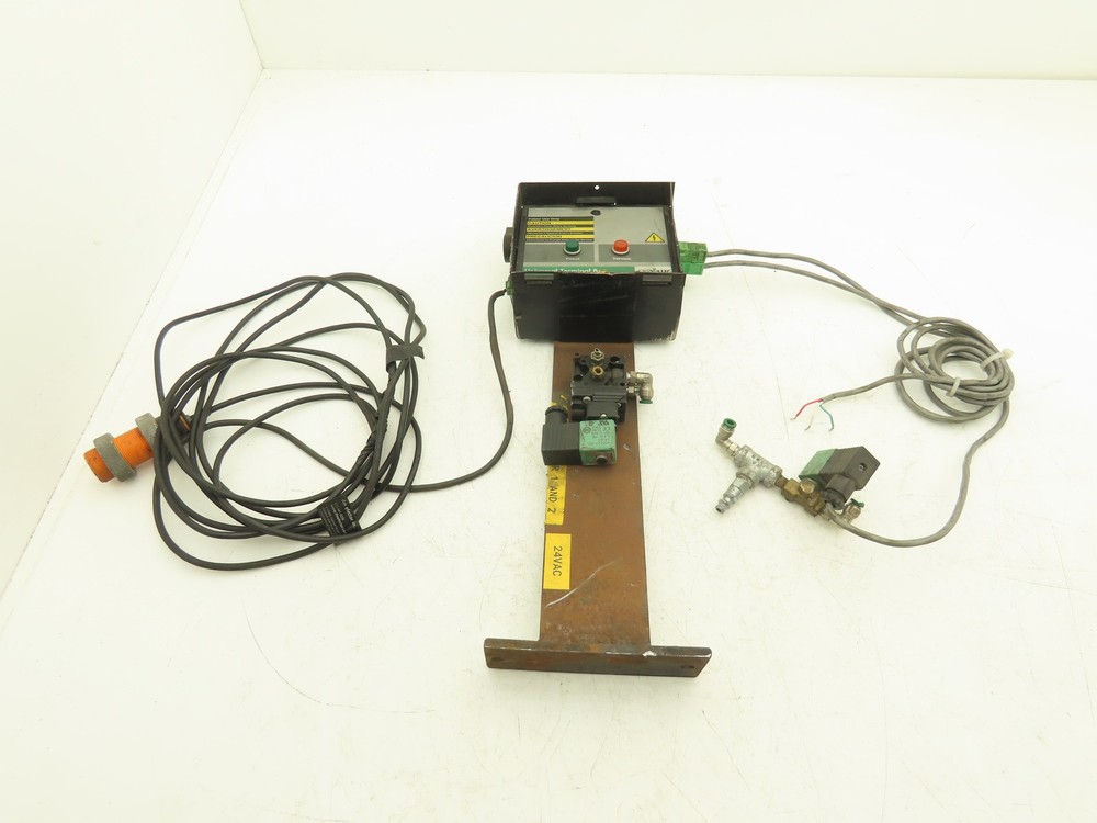 Conair UTB Universal Terminal Box Injection Molding Flow Control