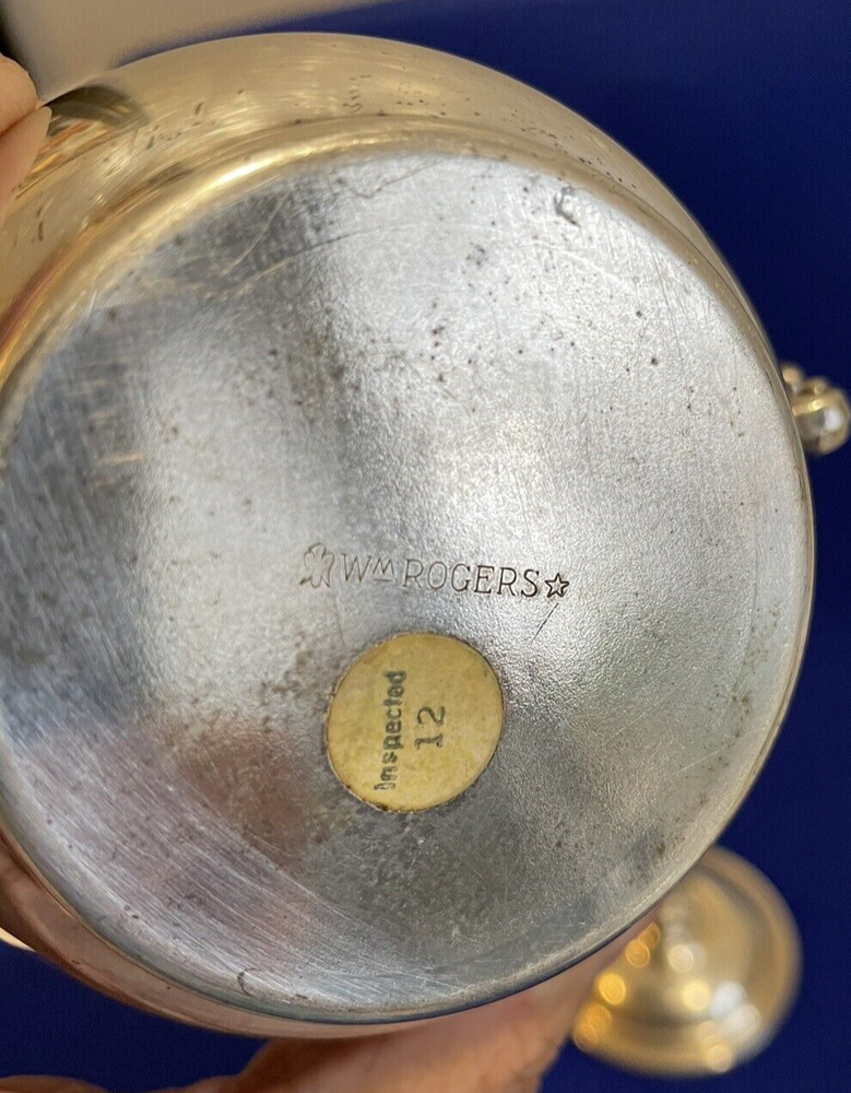 Wm Rogers Silverplate Cream & Sugar with Lid