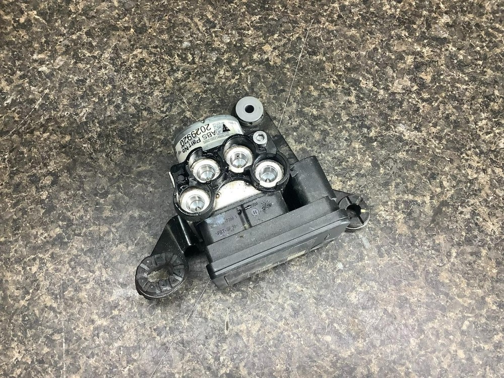 2023 Triumph Tiger 900 GT Pro ABS Module Pump 29I