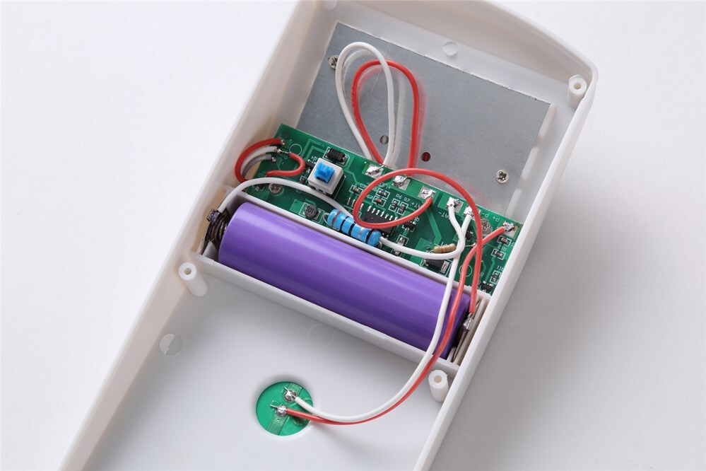 Solar Wall Lantern with LED Lighting and Motion Detection HF-