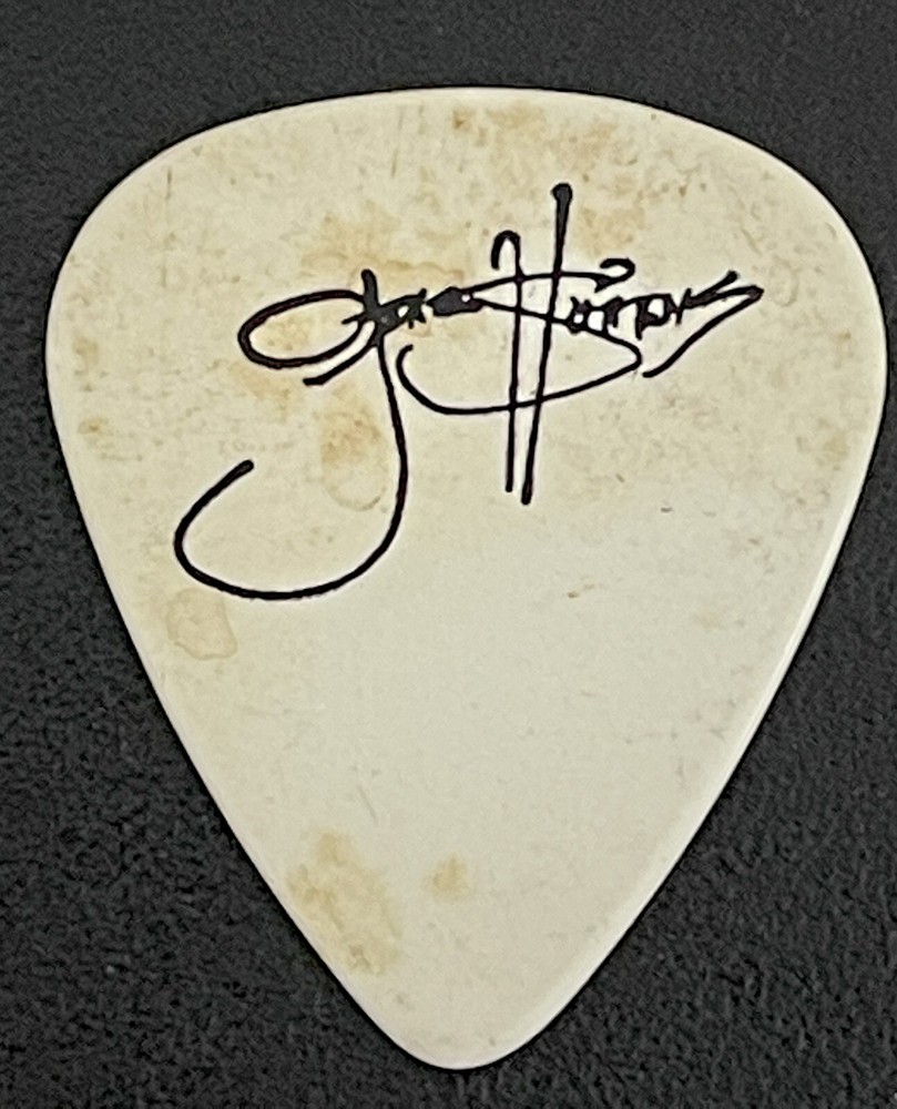 KISS GENE SIMMONS  DYNASTY GUITAR PICK 1979