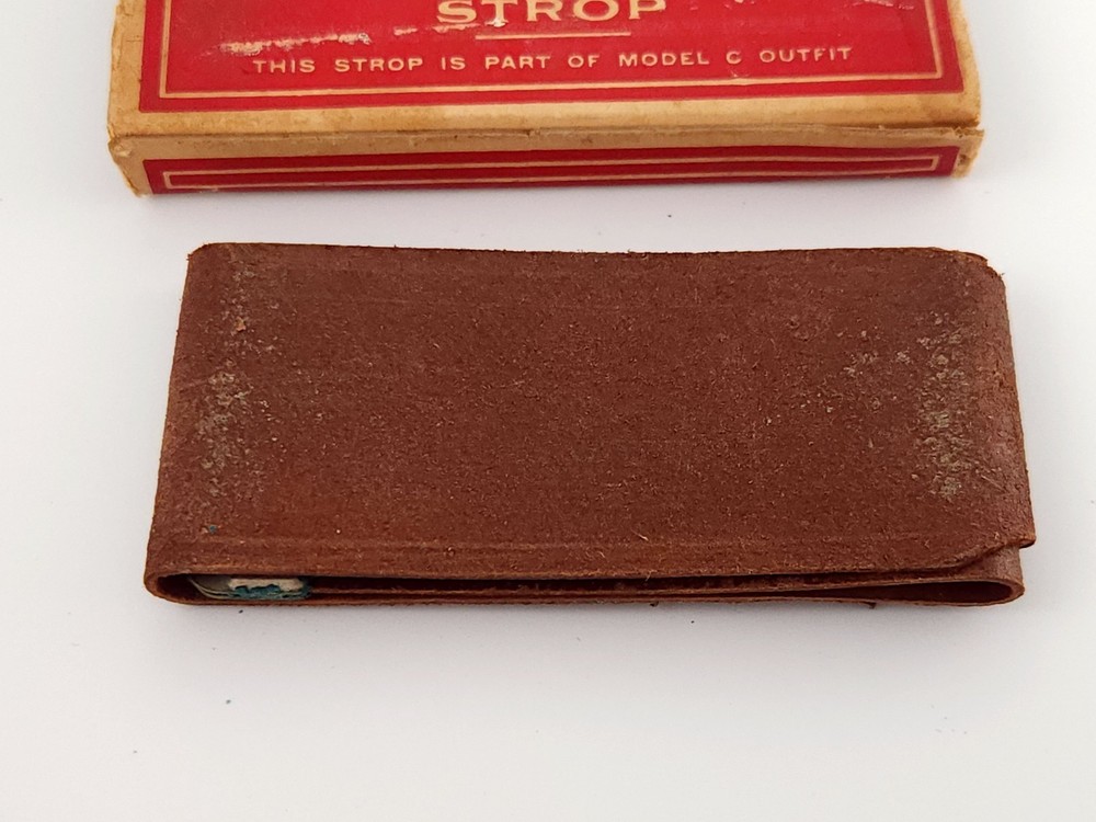 Valet Model C Vintage Leather Strop