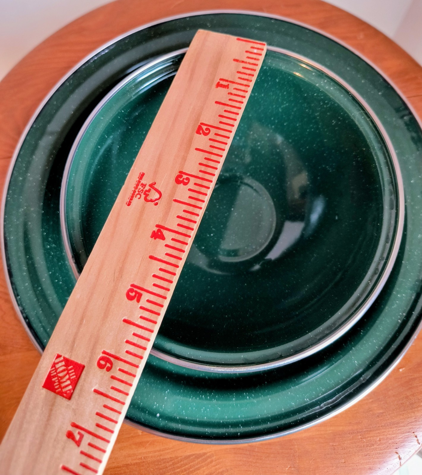 GSI Outdoors Pioneer Green enamelware 2 Serving Plates/2 Bowls camping prepping