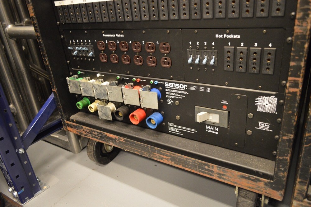 ETC Sensor Touring Dimmer Rack Electronic Theatre Control 48 Dimmers 48 Circuits