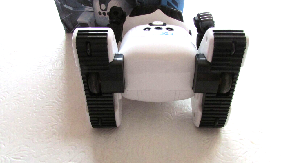 JRC Cady Wish 2.4G Intelligent Interactive Remote Control Robot WHITE