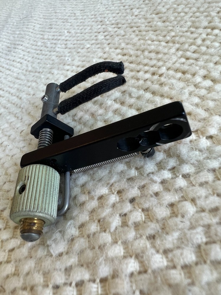 Archery Dual Prong Flipper Rest