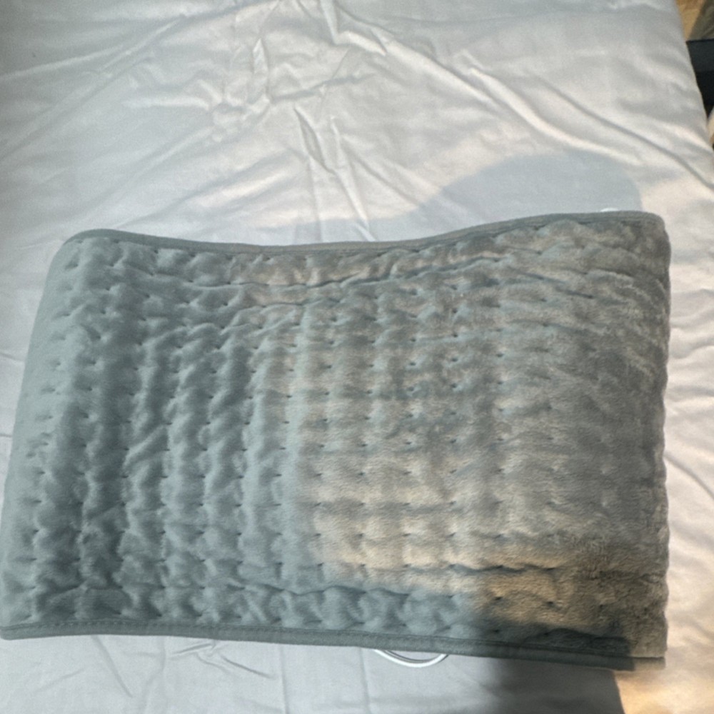 Gray Electric Heating Pad with Digital Controller, Temperature Settings, Auto S…