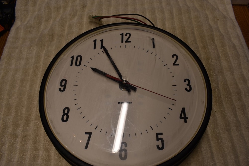 Simplex 12”   Wall Clock with Plastic Lens Model 6310 9239