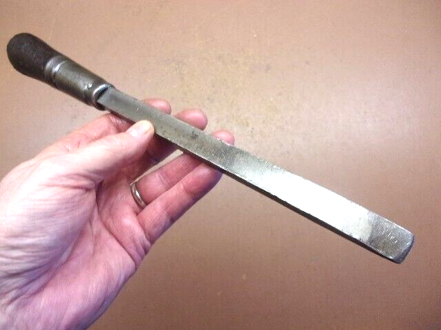 UNIQUE 5/8" STRIKE TANG CHISEL 13 1/2" Long Rugged 3/8" Thick Chisel Tool Clean!