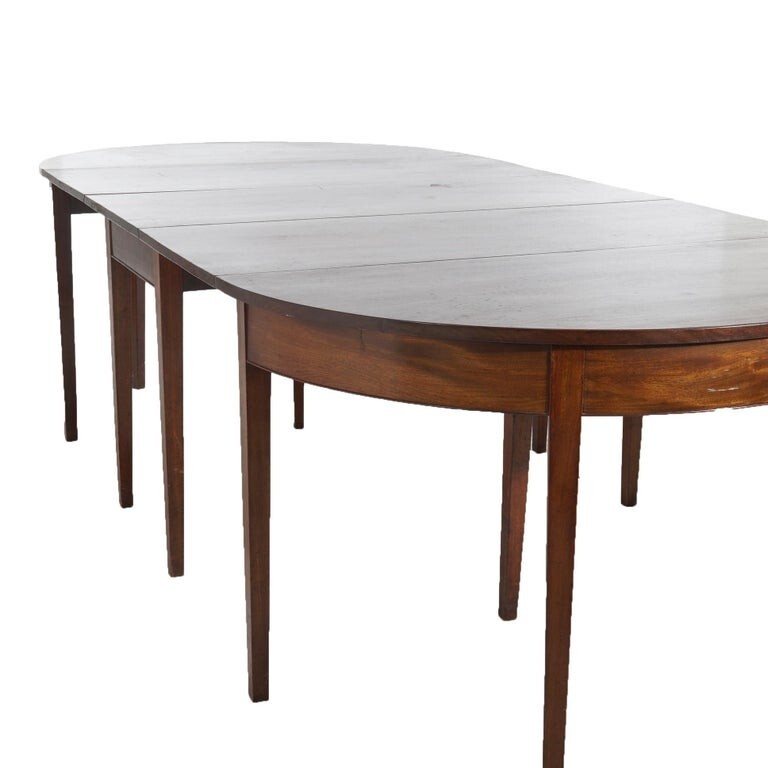 Hepplewhite Three Section Mahogany Banquet Table c1830