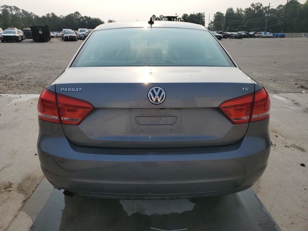 PASSAT 2015 Glove Box 4983770
