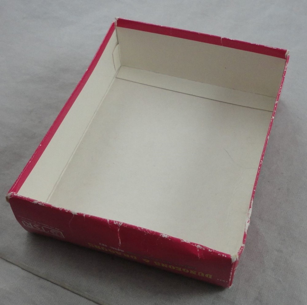 D&D Dungeons & Dragons Red Book Basic Rules 4" *MINIBOOK* w/partial box TSR2014