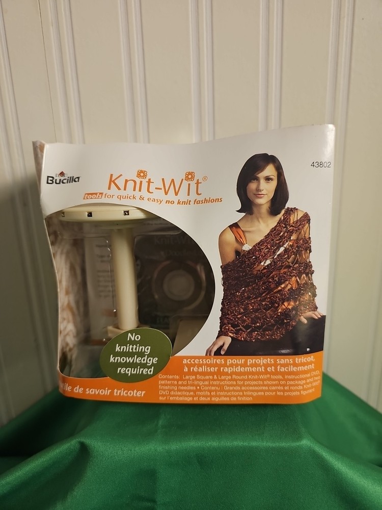2005 Bucilla Knit-Wit Tool Set Quick & Easy Knitting