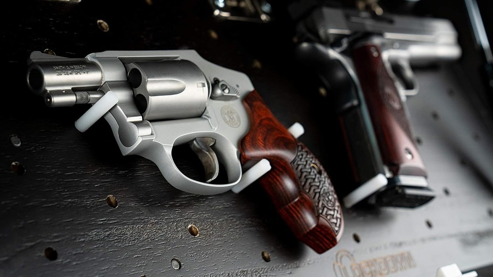 LOCKDOWN In Plain Sight Shelf with Discreet Design, Easy One Size, Walnut