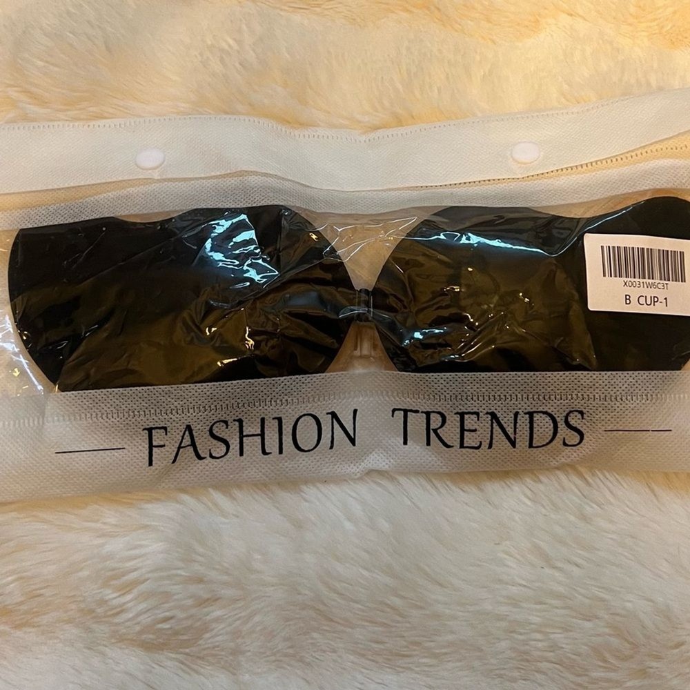 Black and Tan Strapless Adhesive Bra Set B-cup