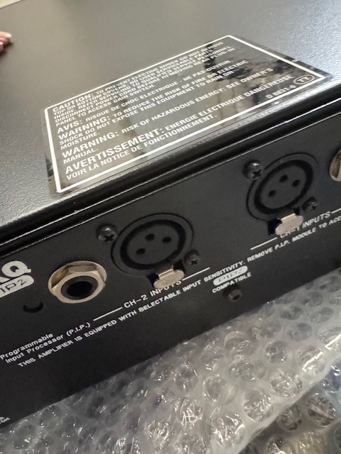 Crown Macro-Tech 2402 Power Amplifer *pre owned