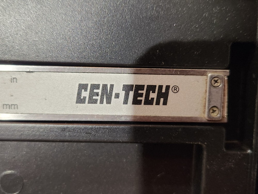 Cen-Tech 6”/ 150mm Digital Caliper with Hard Case