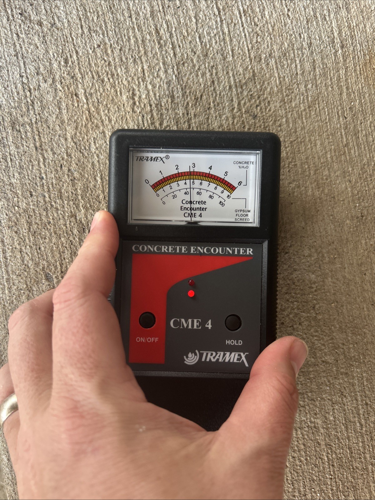 Tramex CME4 Concrete Encounter Moisture Meter with Pouch