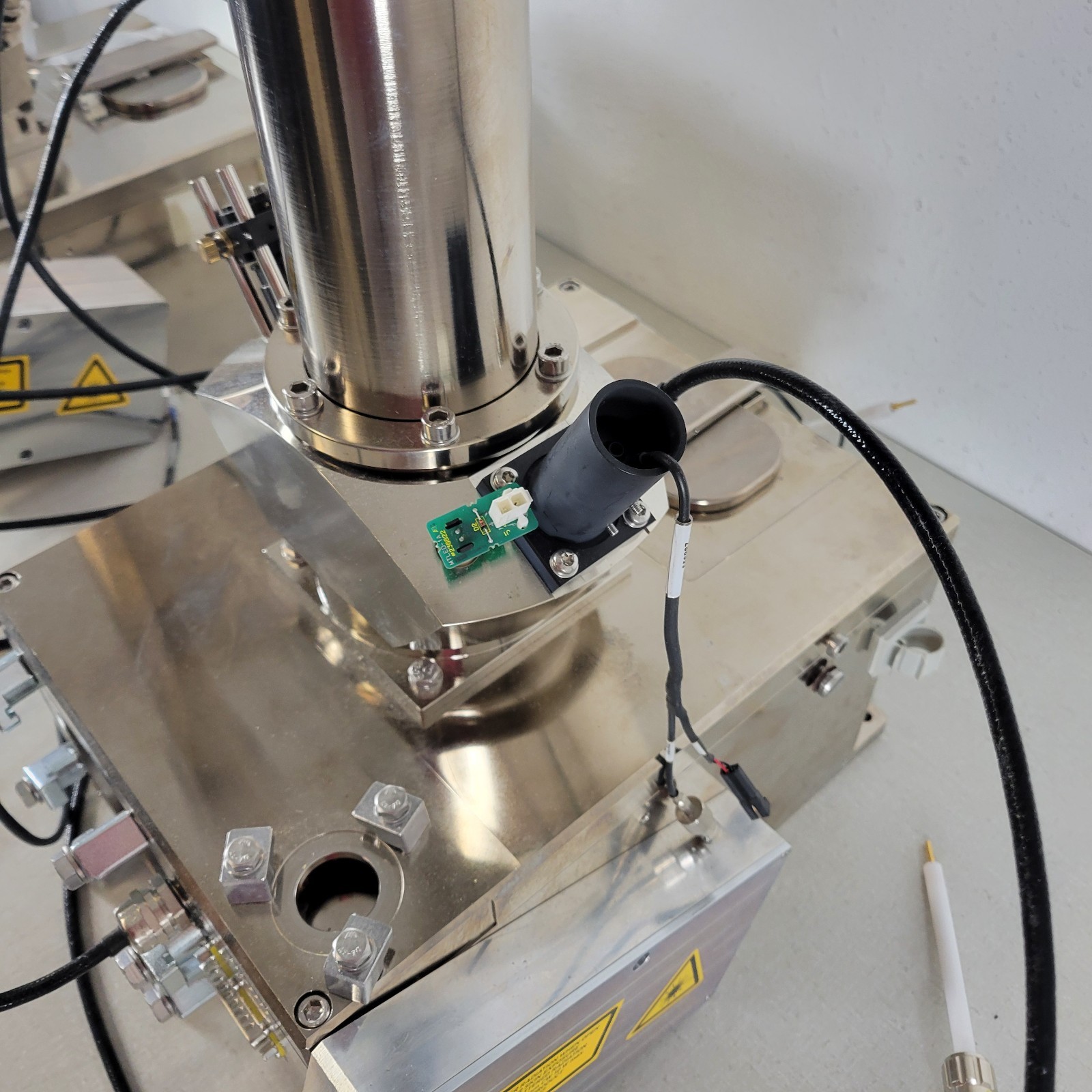 Lot of 2 Bruker UHV-Compatible XY Stage High Vacuum Mass Spectrometer Chamber