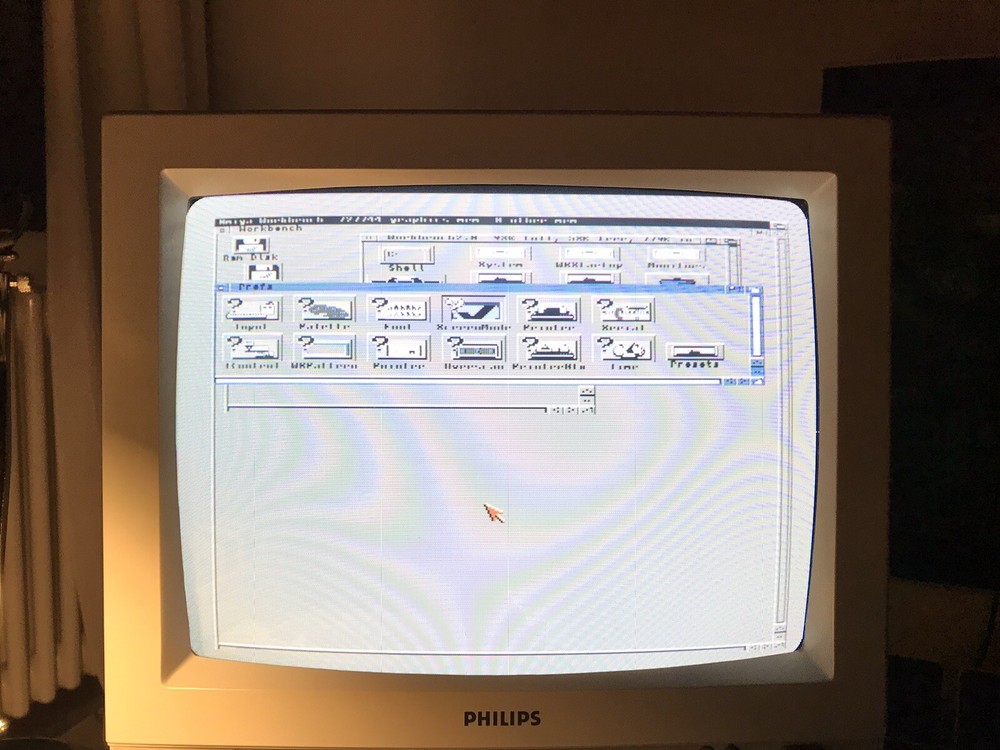 Workbench Version 2.05 Amiga, 3 Floppy Disk 3.5