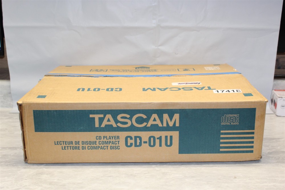 TASCAM CD-01U player CD player - #17418R