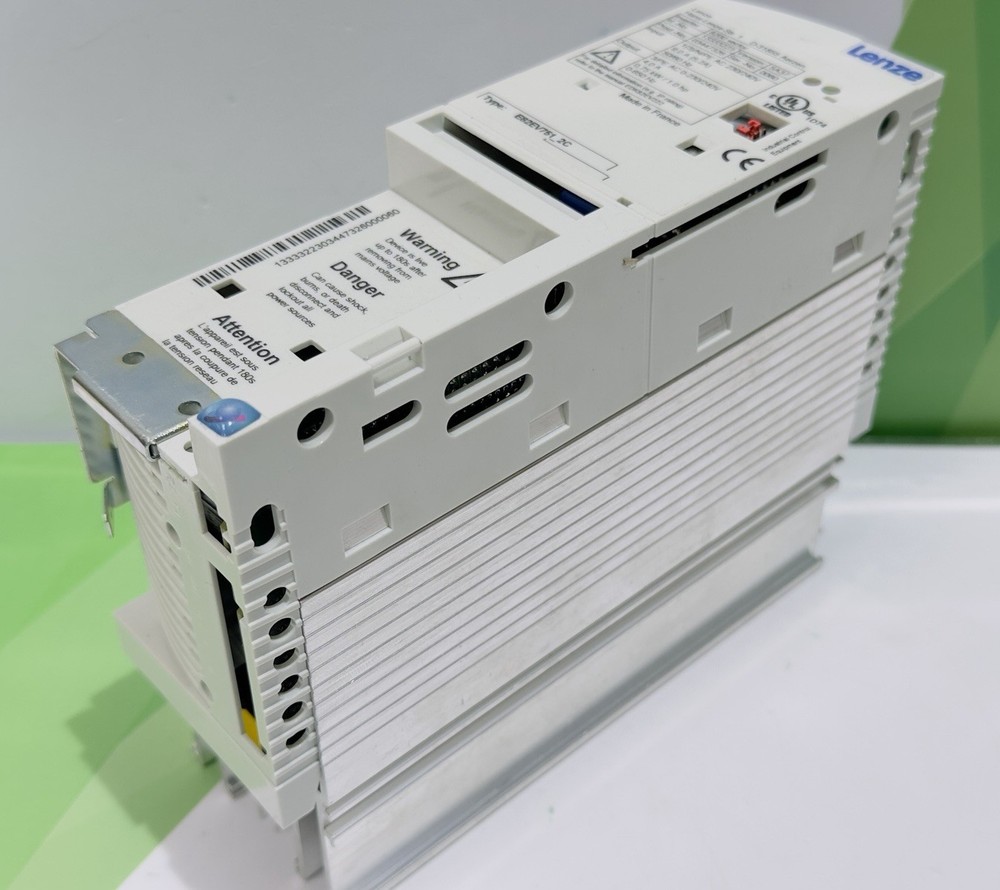 LENZE E82EV751_2C FREQUENCY INVERTER — USED