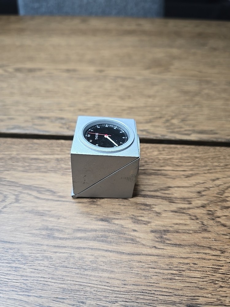 Virgin Atlantic Vintage Here There Rotating Cube Desk Clock NOT WORKING
