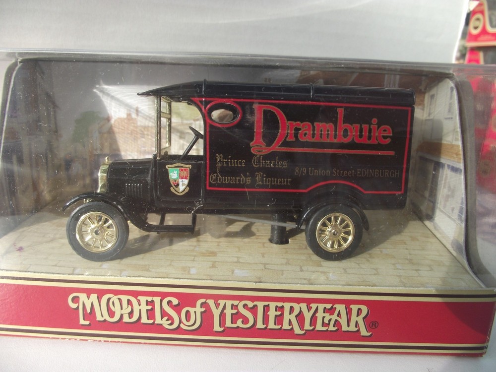Yesteryear Y21-C Ford Model TT Van Drambuie