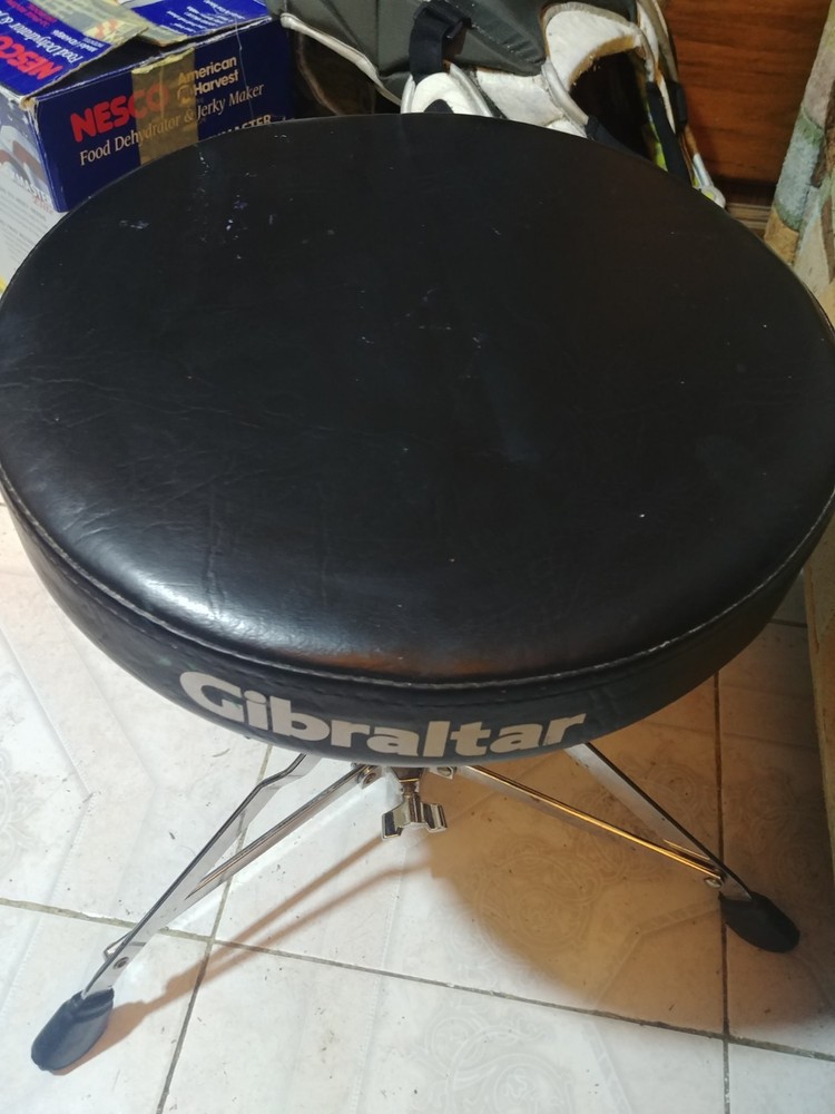 Gibraltar drum throne.