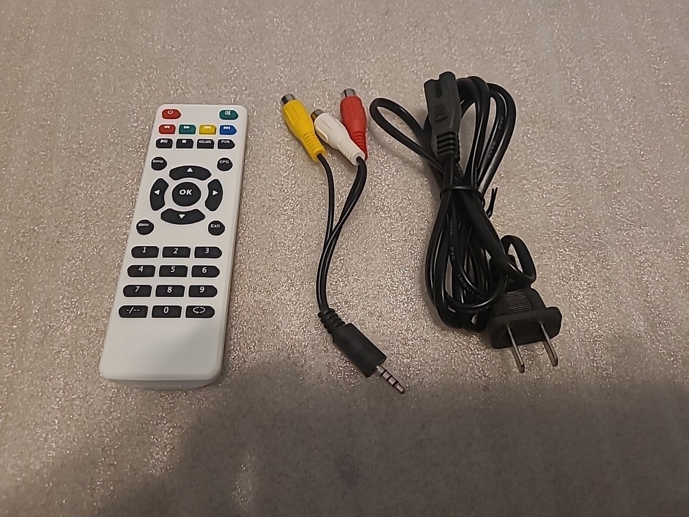 DBPower Mini LED RD-805 800x480 Projector, New!